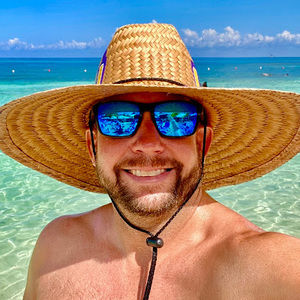 Meet your Posher, Brenton